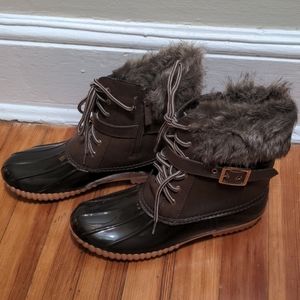 Nature Breeze Faux Fur Duck Shoes - 9